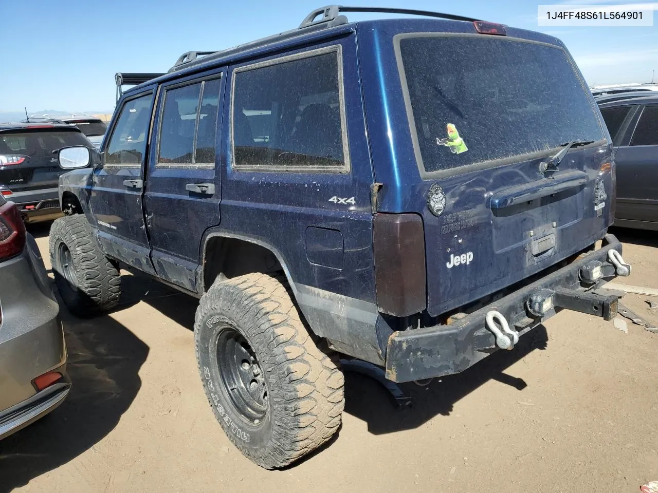 1J4FF48S61L564901 2001 Jeep Cherokee Sport