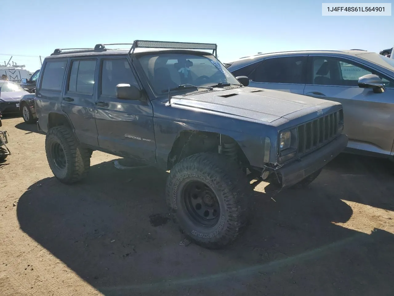 2001 Jeep Cherokee Sport VIN: 1J4FF48S61L564901 Lot: 72152294