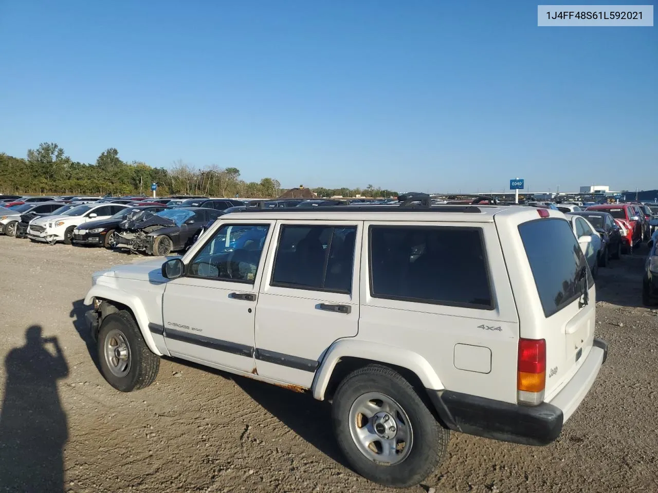 2001 Jeep Cherokee Sport VIN: 1J4FF48S61L592021 Lot: 74949814