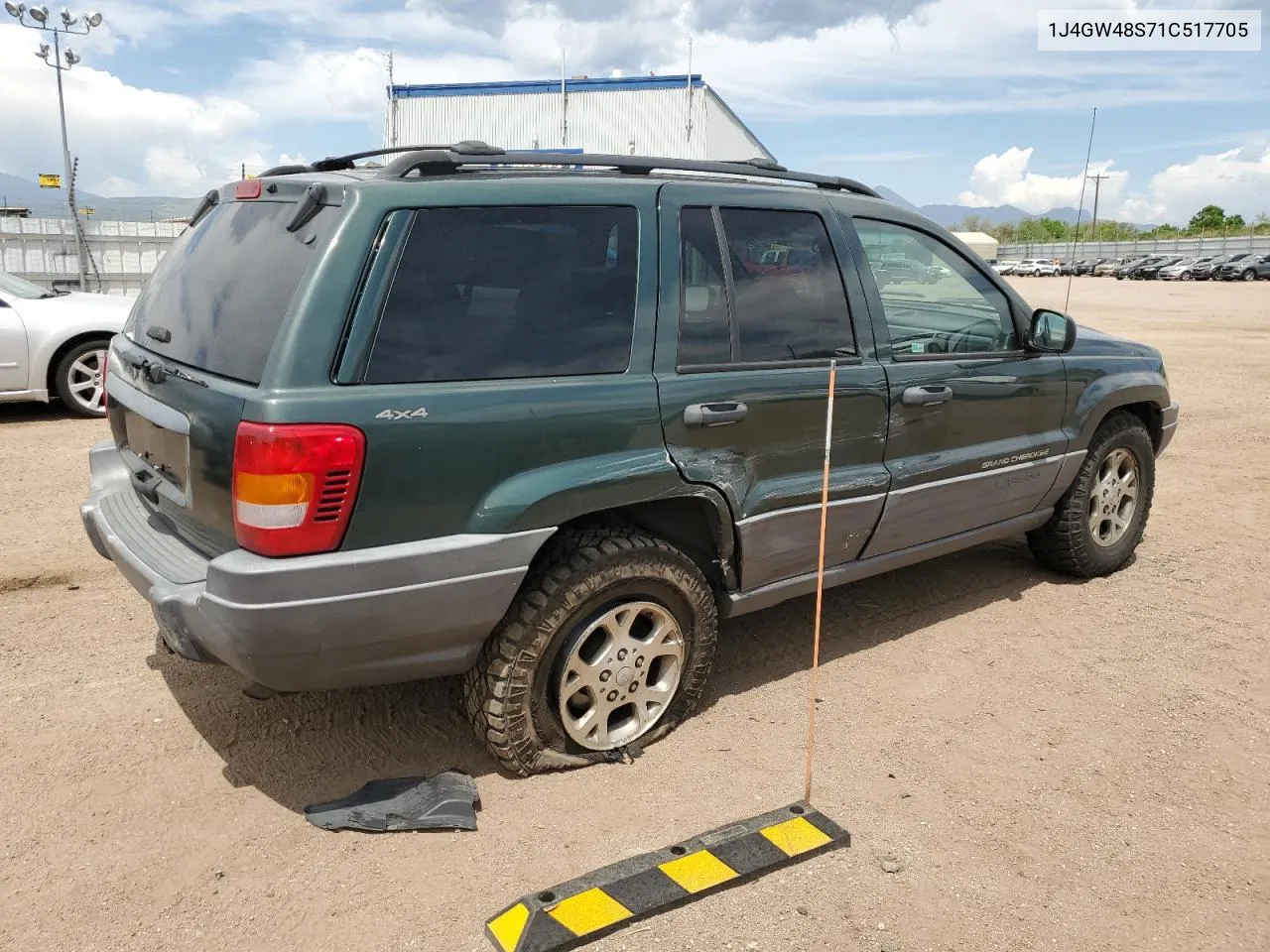 1J4GW48S71C517705 2001 Jeep Grand Cherokee Laredo