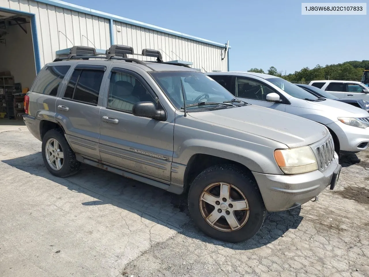 1J8GW68J02C107833 2002 Jeep Grand Cherokee Overland