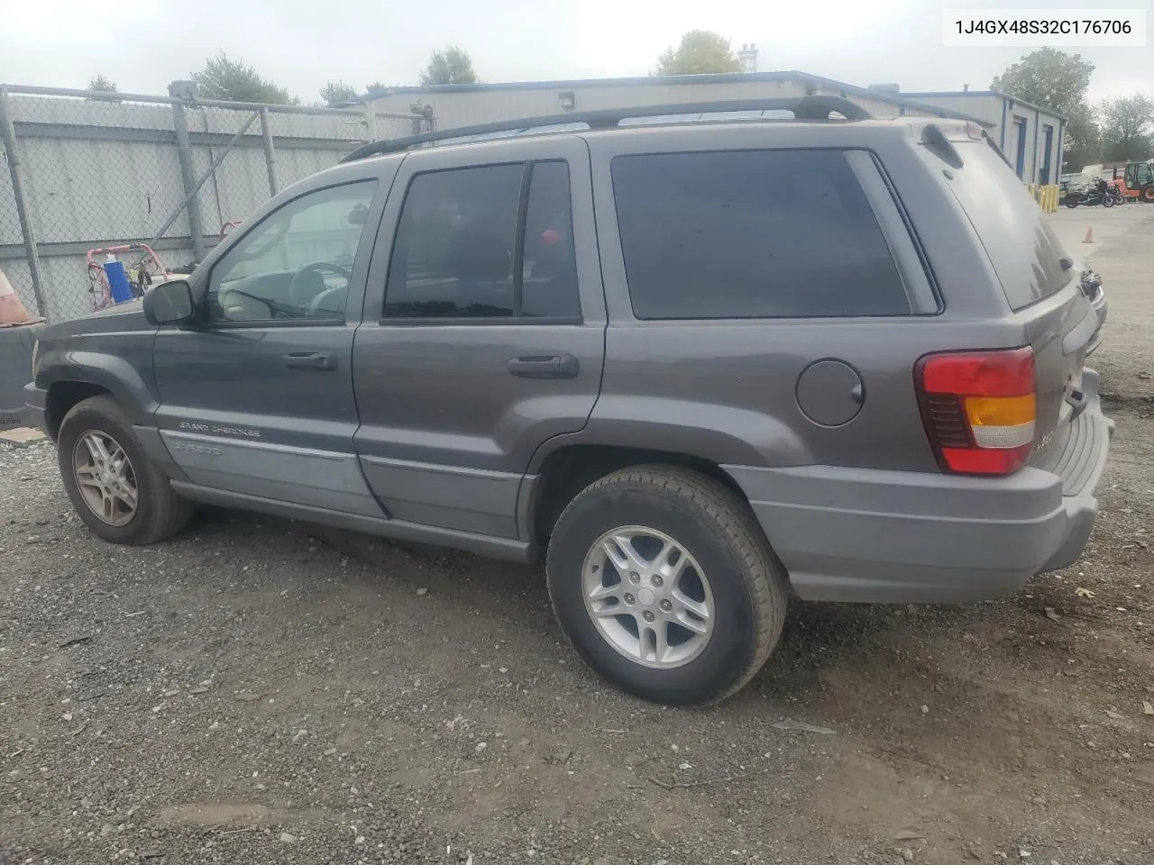 1J4GX48S32C176706 2002 Jeep Grand Cherokee Laredo