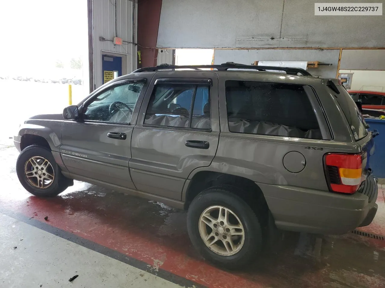 1J4GW48S22C229737 2002 Jeep Grand Cherokee Laredo