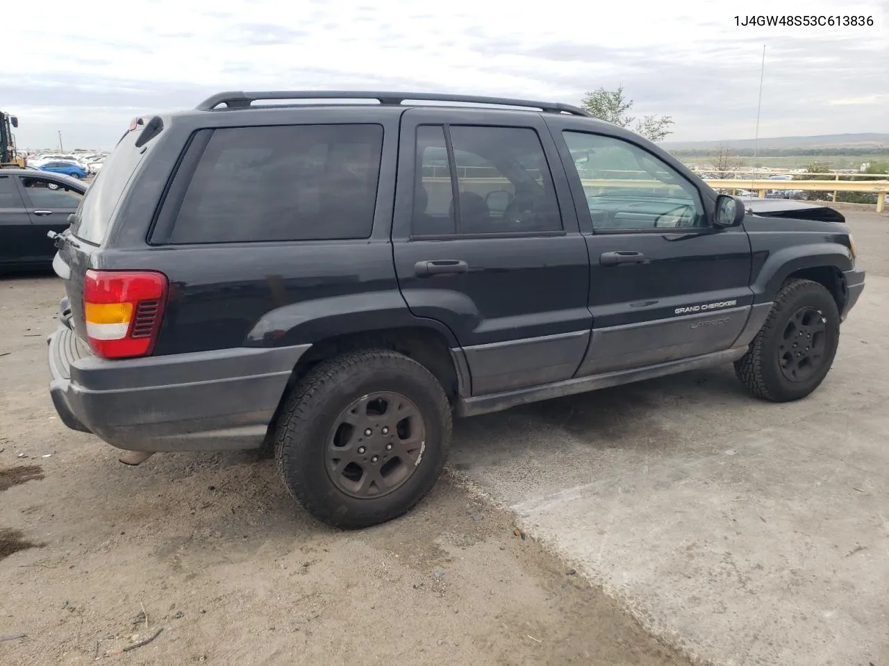 2003 Jeep Grand Cherokee Laredo VIN: 1J4GW48S53C613836 Lot: 68649764