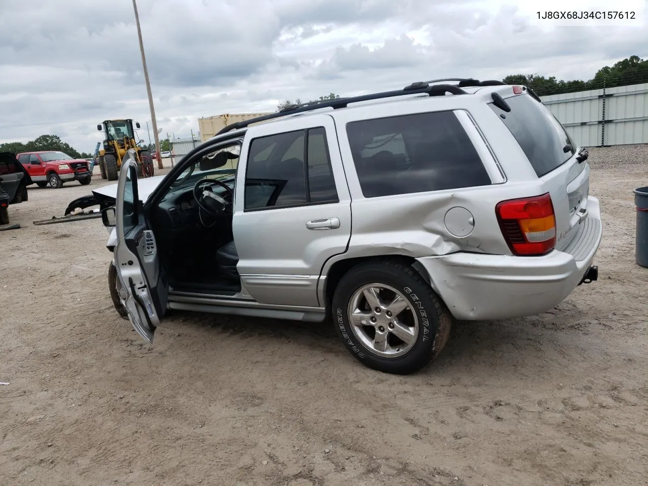 1J8GX68J34C157612 2004 Jeep Grand Cherokee Overland