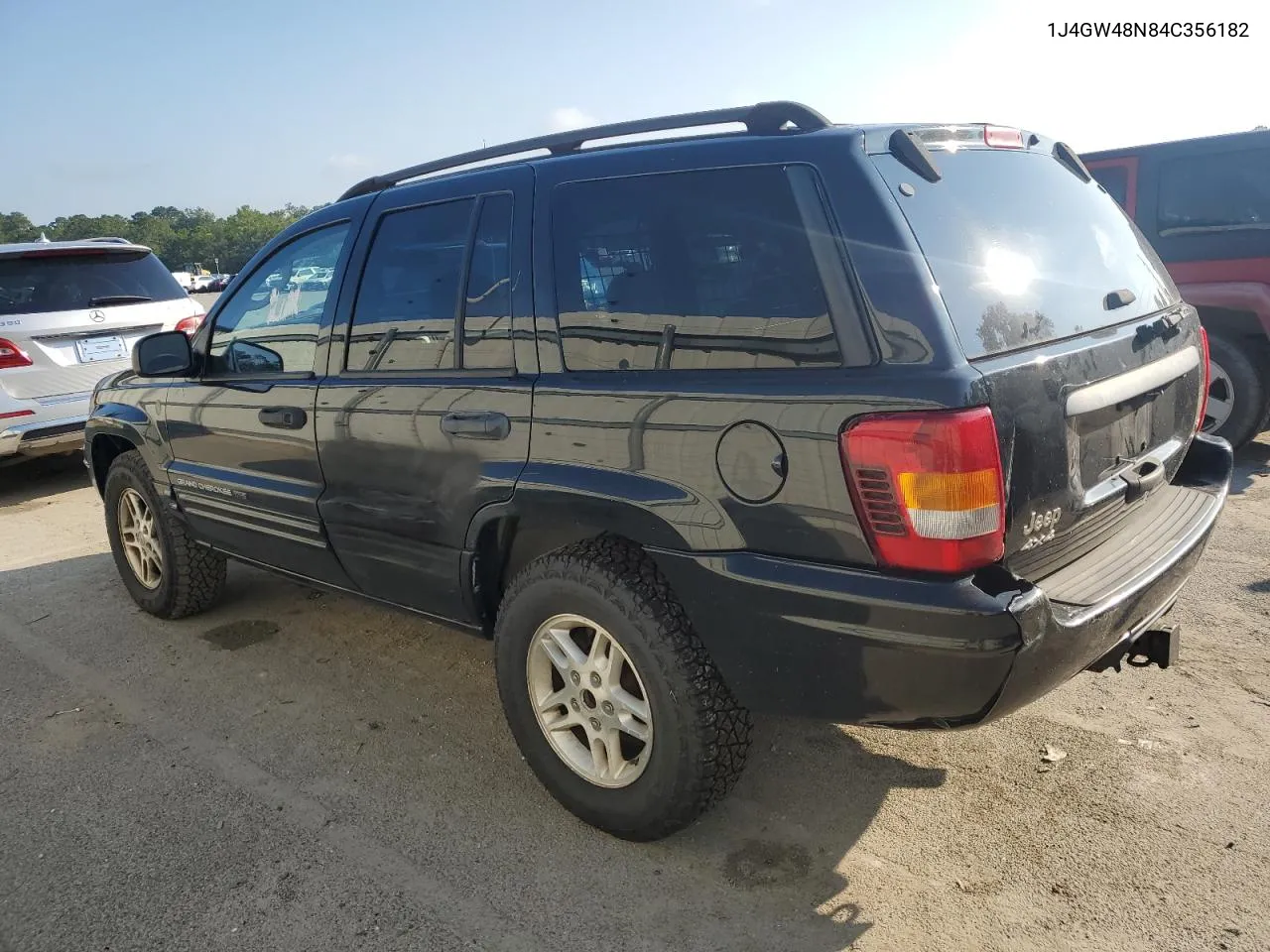 1J4GW48N84C356182 2004 Jeep Grand Cherokee Laredo