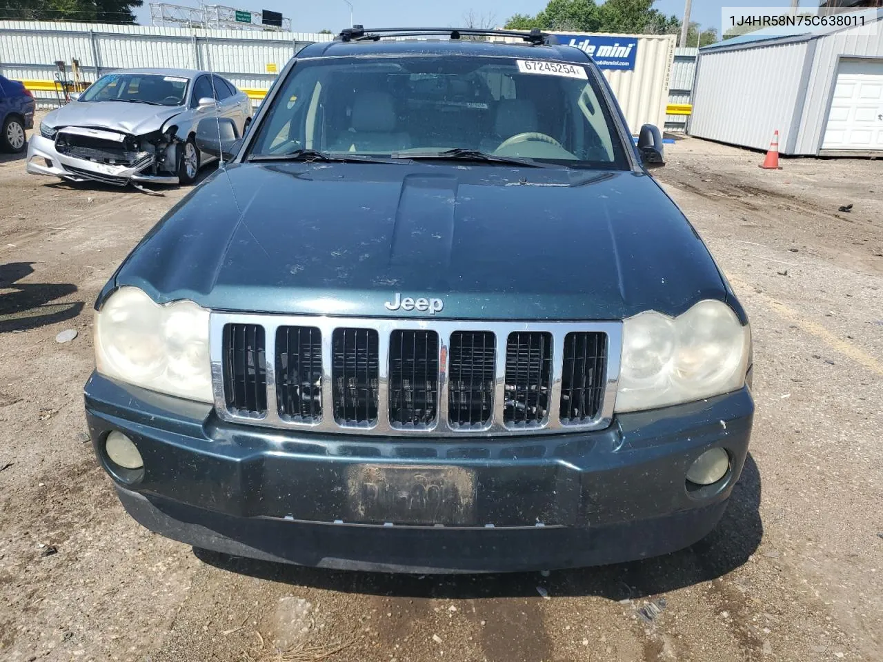 1J4HR58N75C638011 2005 Jeep Grand Cherokee Limited