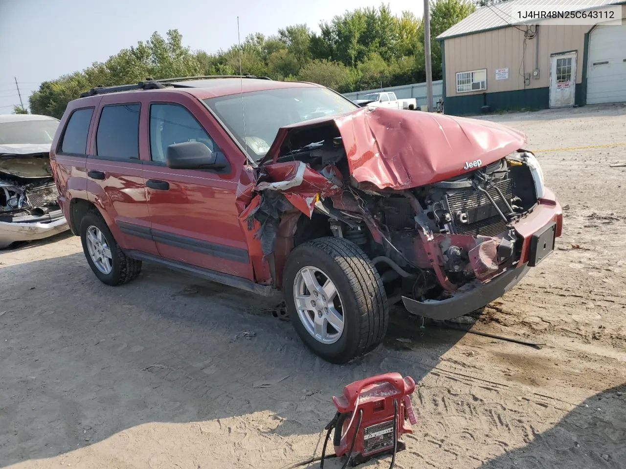 2005 Jeep Grand Cherokee Laredo VIN: 1J4HR48N25C643112 Lot: 70504024