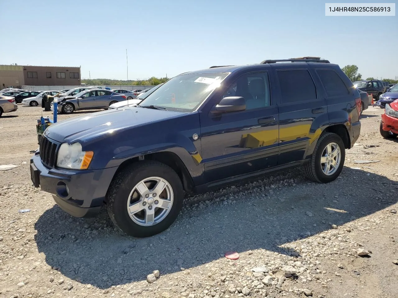 2005 Jeep Grand Cherokee Laredo VIN: 1J4HR48N25C586913 Lot: 70864374