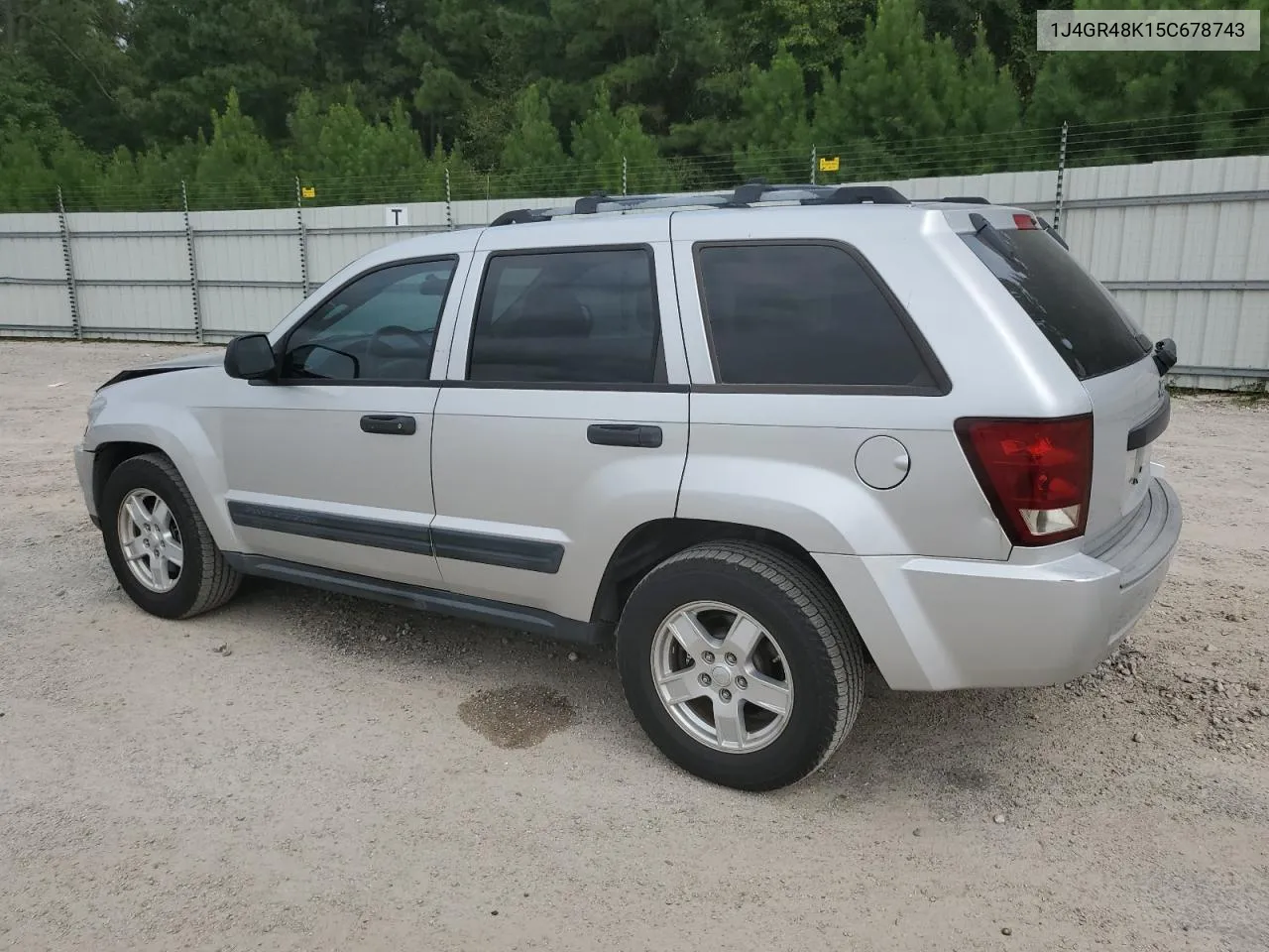 1J4GR48K15C678743 2005 Jeep Grand Cherokee Laredo