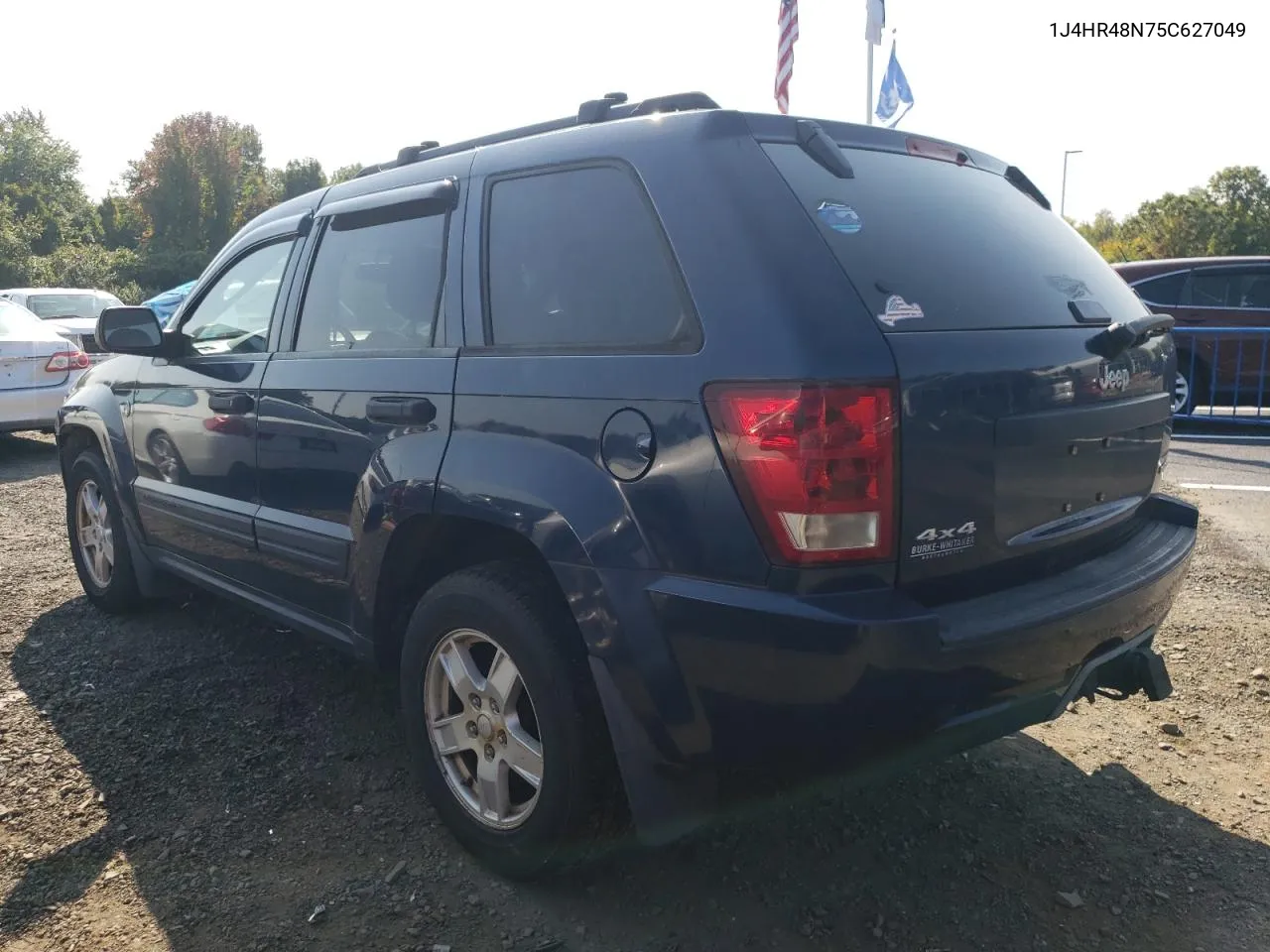 2005 Jeep Grand Cherokee Laredo VIN: 1J4HR48N75C627049 Lot: 71643614