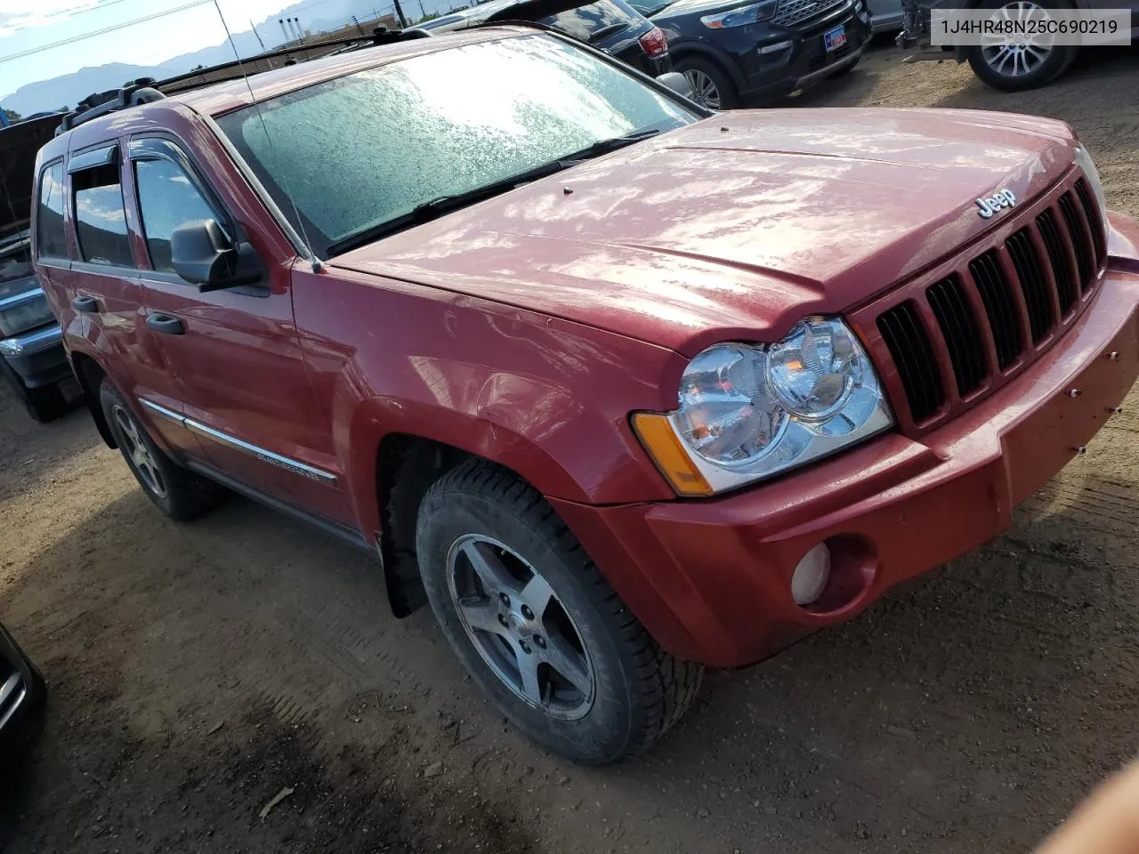 2005 Jeep Grand Cherokee Laredo VIN: 1J4HR48N25C690219 Lot: 74240644