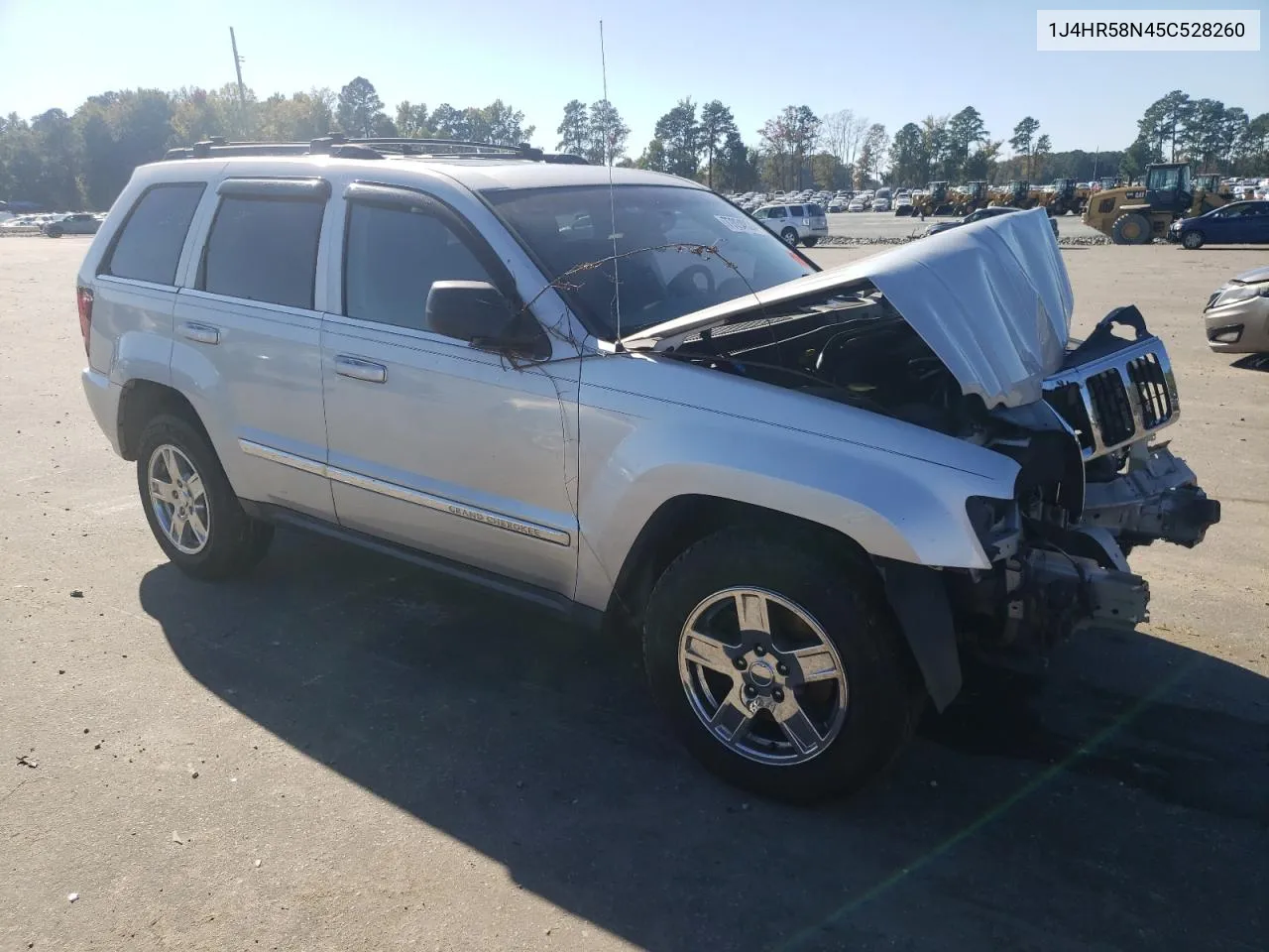 2005 Jeep Grand Cherokee Limited VIN: 1J4HR58N45C528260 Lot: 77034824