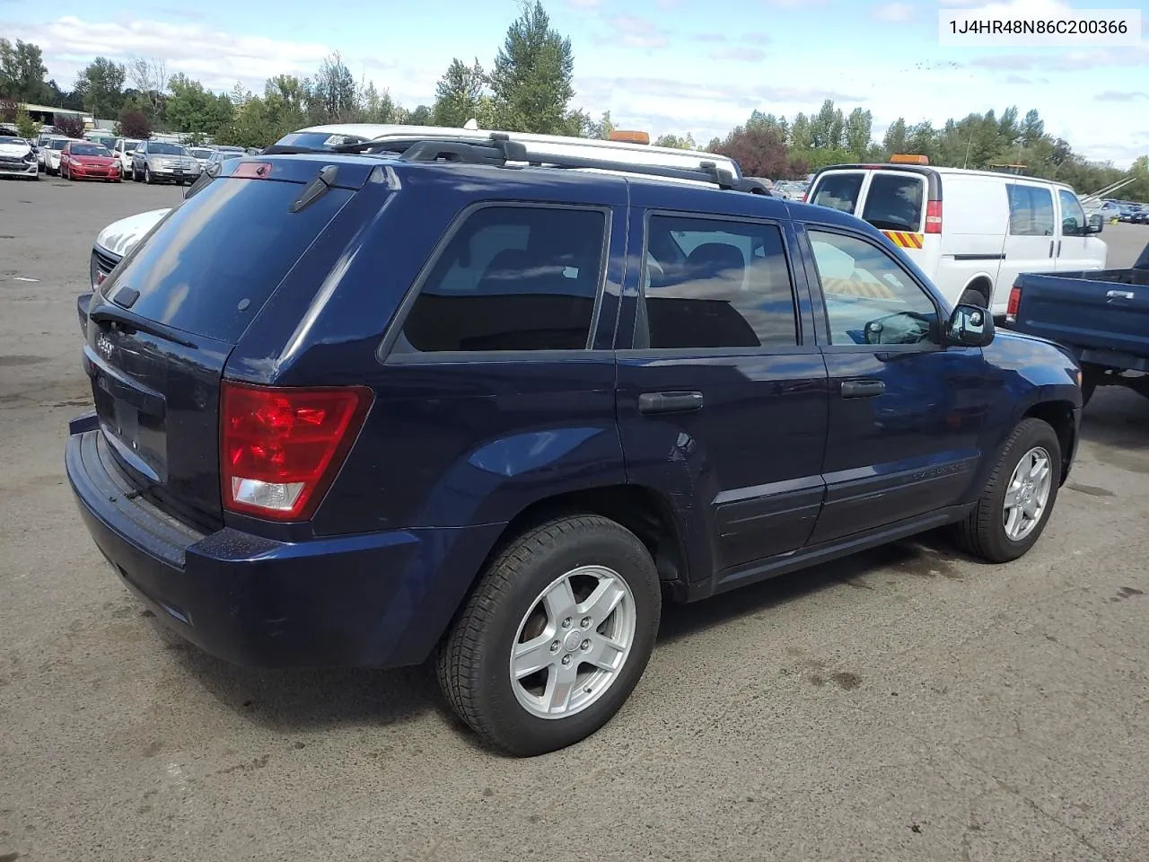 2006 Jeep Grand Cherokee Laredo VIN: 1J4HR48N86C200366 Lot: 70086634