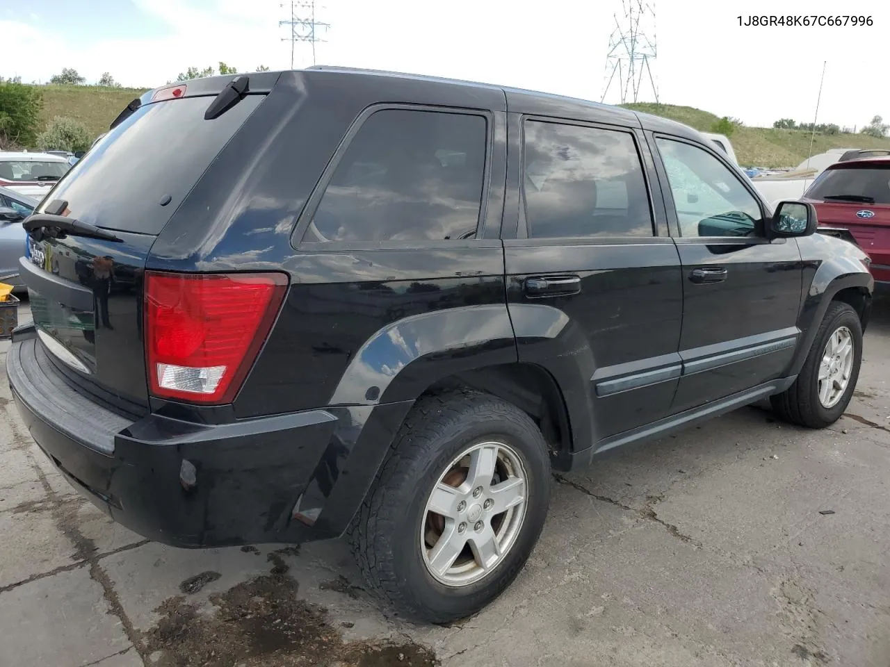 2007 Jeep Grand Cherokee Laredo VIN: 1J8GR48K67C667996 Lot: 55953064