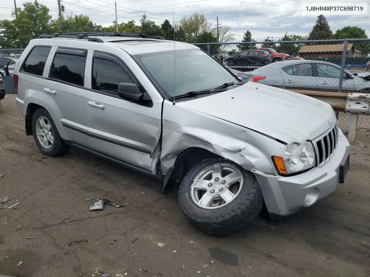 2007 Jeep Grand Cherokee Laredo VIN: 1J8HR48P37C698719 Lot: 68373304