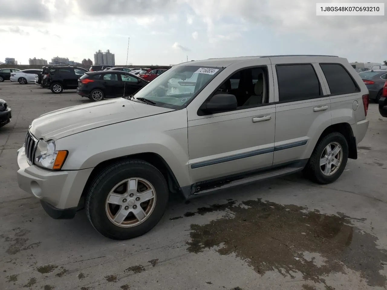 2007 Jeep Grand Cherokee Laredo VIN: 1J8GS48K07C693210 Lot: 72160834