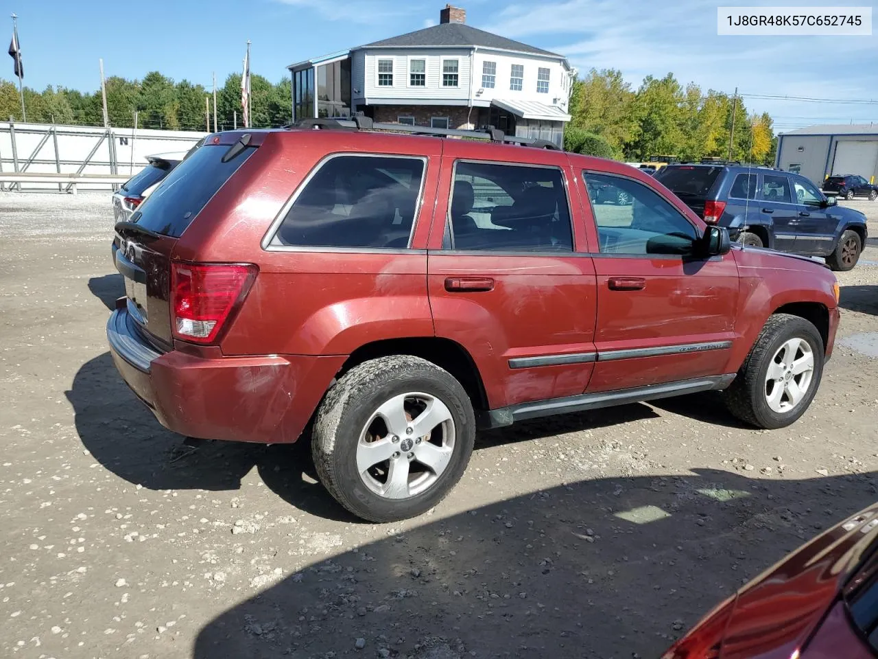 2007 Jeep Grand Cherokee Laredo VIN: 1J8GR48K57C652745 Lot: 73176104