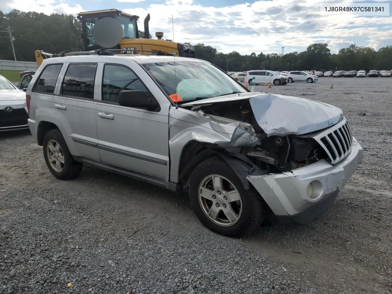 2007 Jeep Grand Cherokee Laredo VIN: 1J8GR48K97C581341 Lot: 73601144