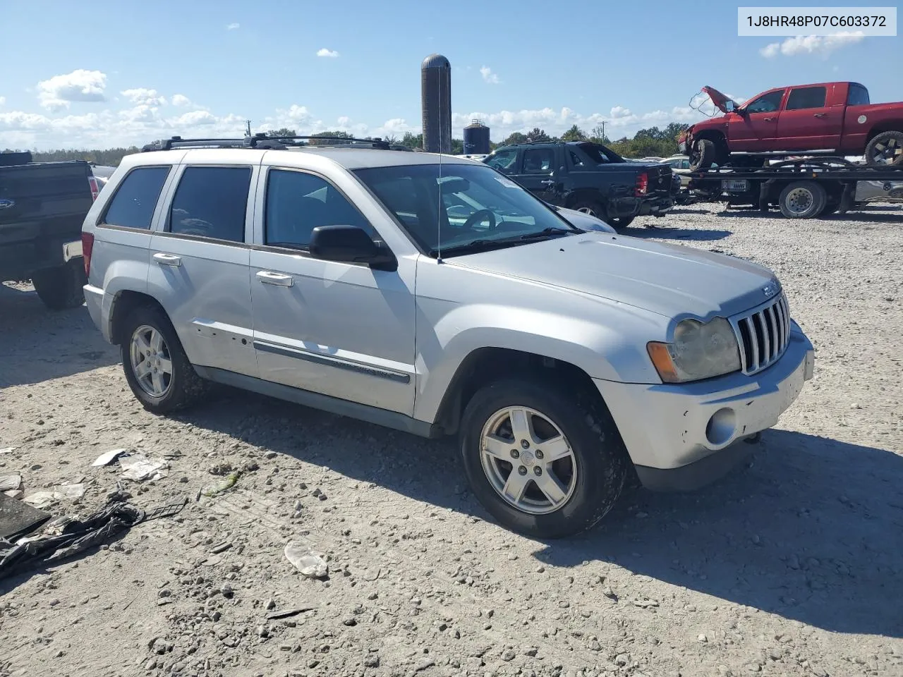 2007 Jeep Grand Cherokee Laredo VIN: 1J8HR48P07C603372 Lot: 77686014