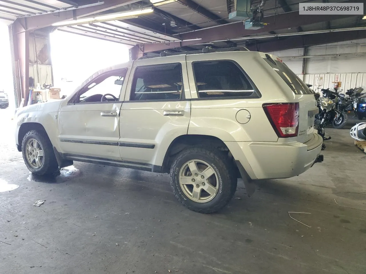 1J8HR48P37C698719 2007 Jeep Grand Cherokee Laredo