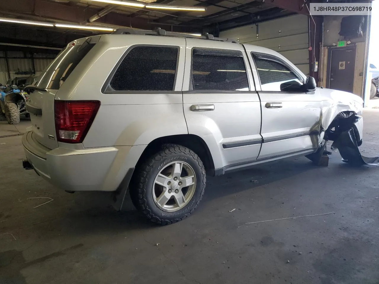 1J8HR48P37C698719 2007 Jeep Grand Cherokee Laredo