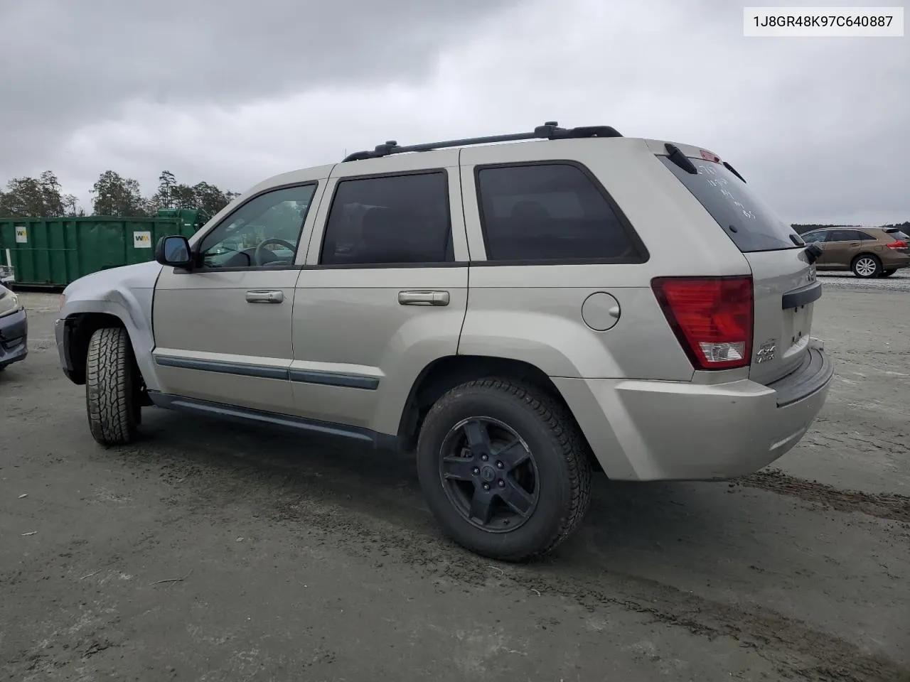 2007 Jeep Grand Cherokee Laredo VIN: 1J8GR48K97C640887 Lot: 79925834