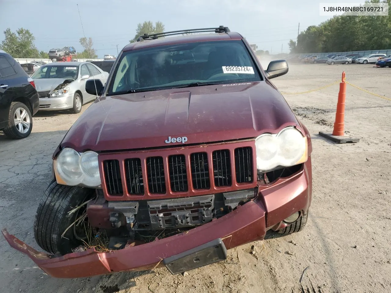 2008 Jeep Grand Cherokee Laredo VIN: 1J8HR48N88C169721 Lot: 69235724