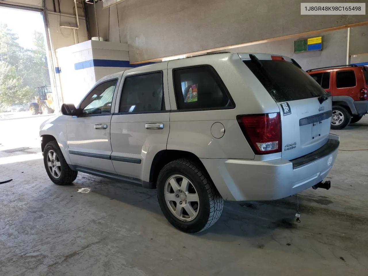 1J8GR48K98C165498 2008 Jeep Grand Cherokee Laredo