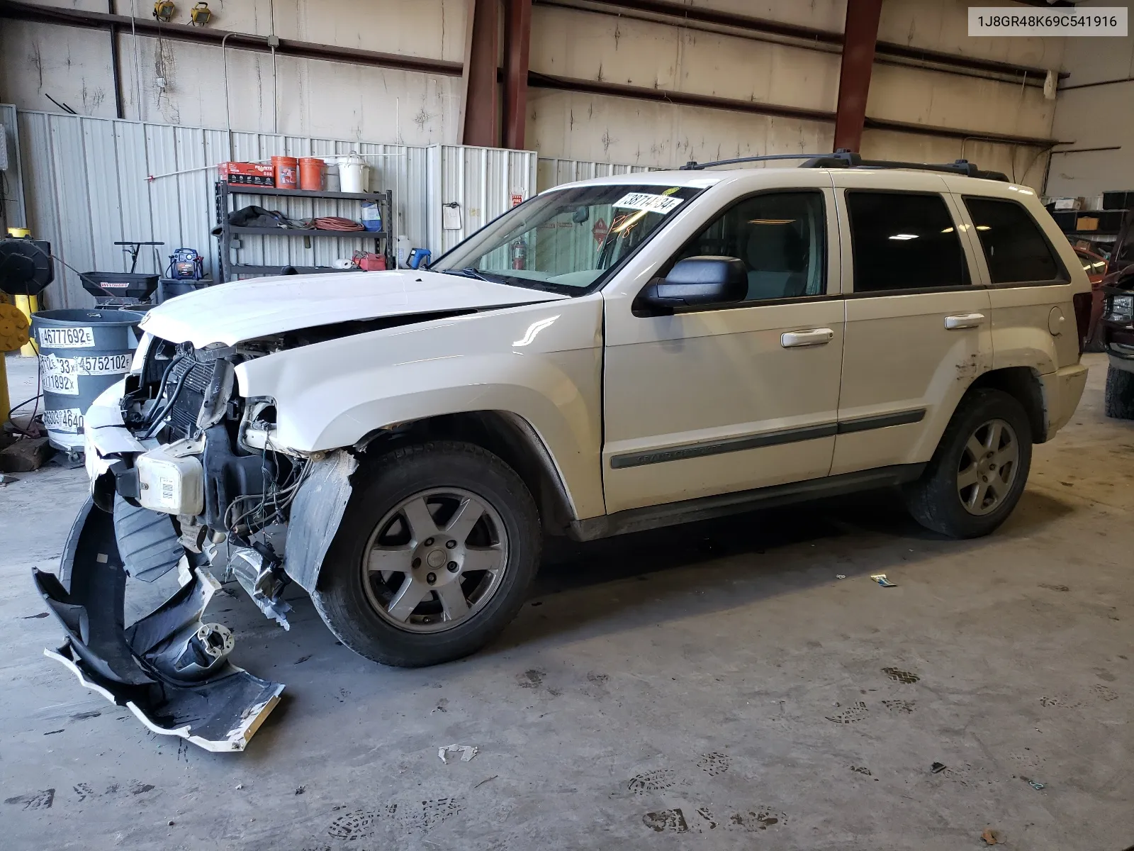 1J8GR48K69C541916 2009 Jeep Grand Cherokee Laredo