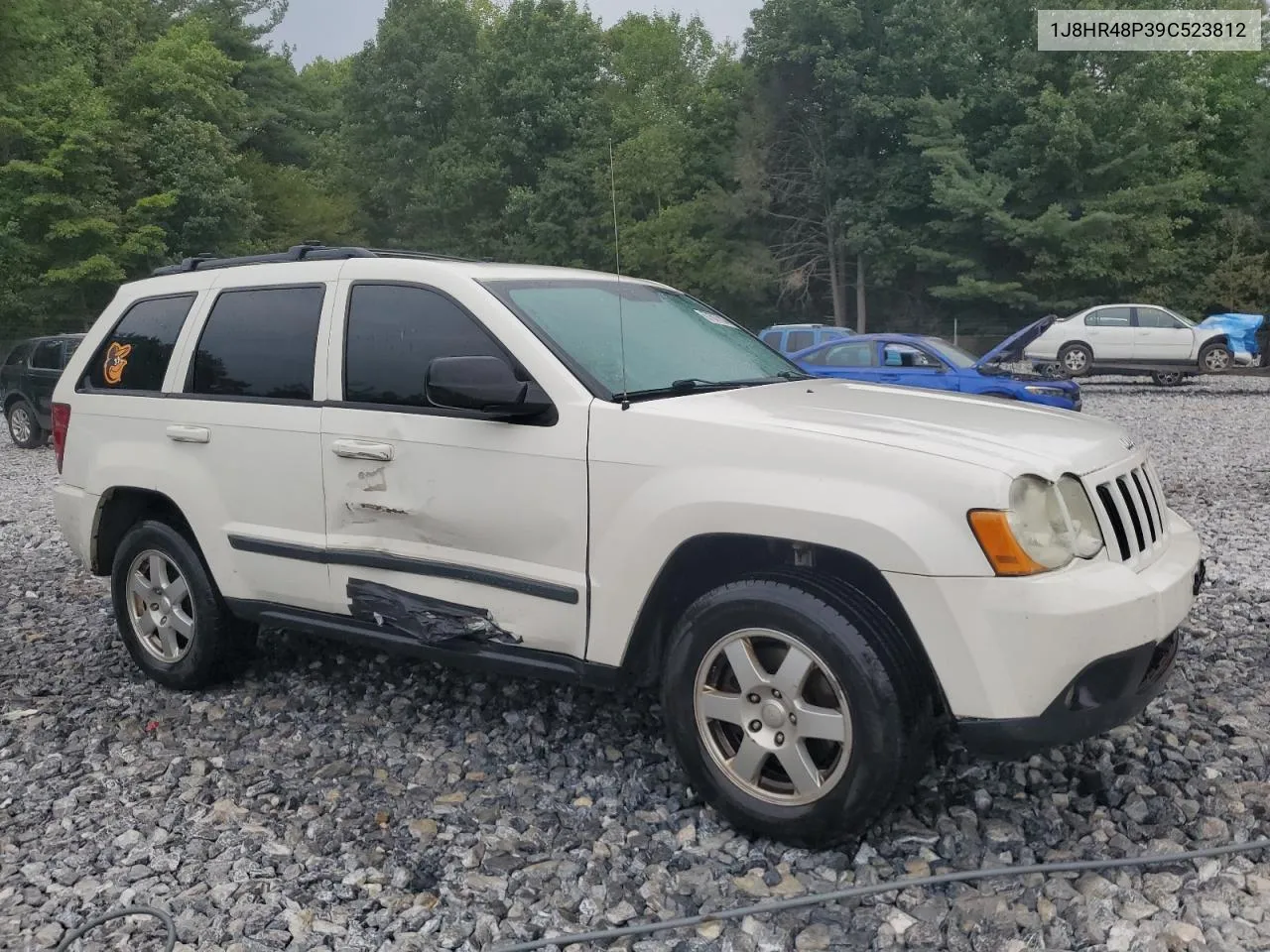 2009 Jeep Grand Cherokee Laredo VIN: 1J8HR48P39C523812 Lot: 67677014