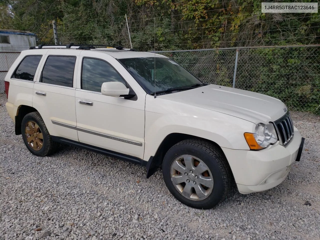 2010 Jeep Grand Cherokee Limited VIN: 1J4RR5GT8AC123646 Lot: 63978924