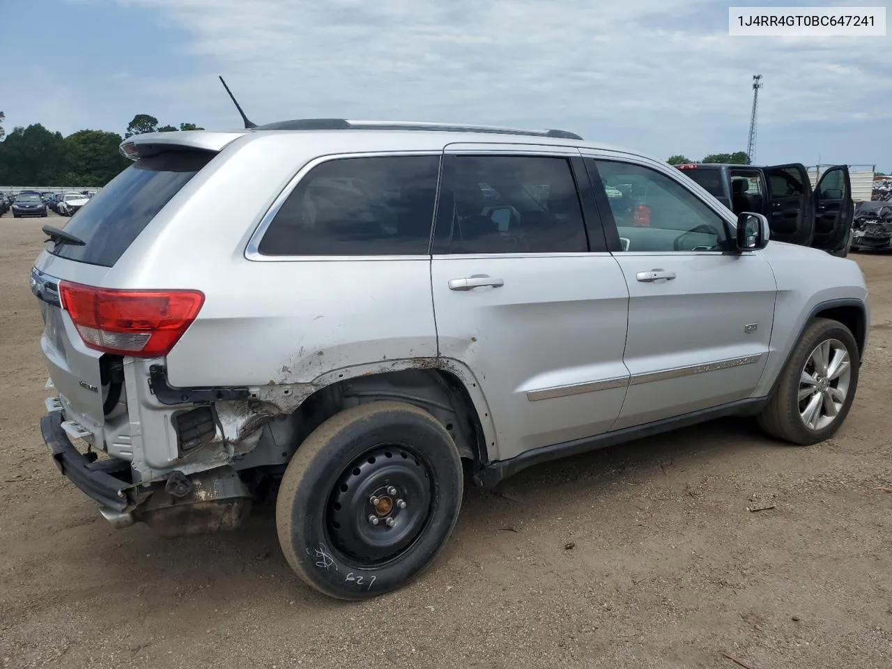 2011 Jeep Grand Cherokee Laredo VIN: 1J4RR4GT0BC647241 Lot: 55360304