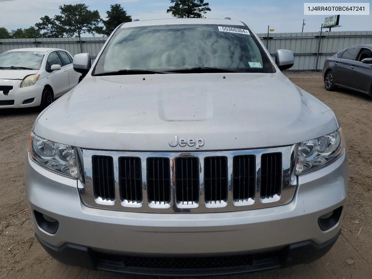 2011 Jeep Grand Cherokee Laredo VIN: 1J4RR4GT0BC647241 Lot: 55360304