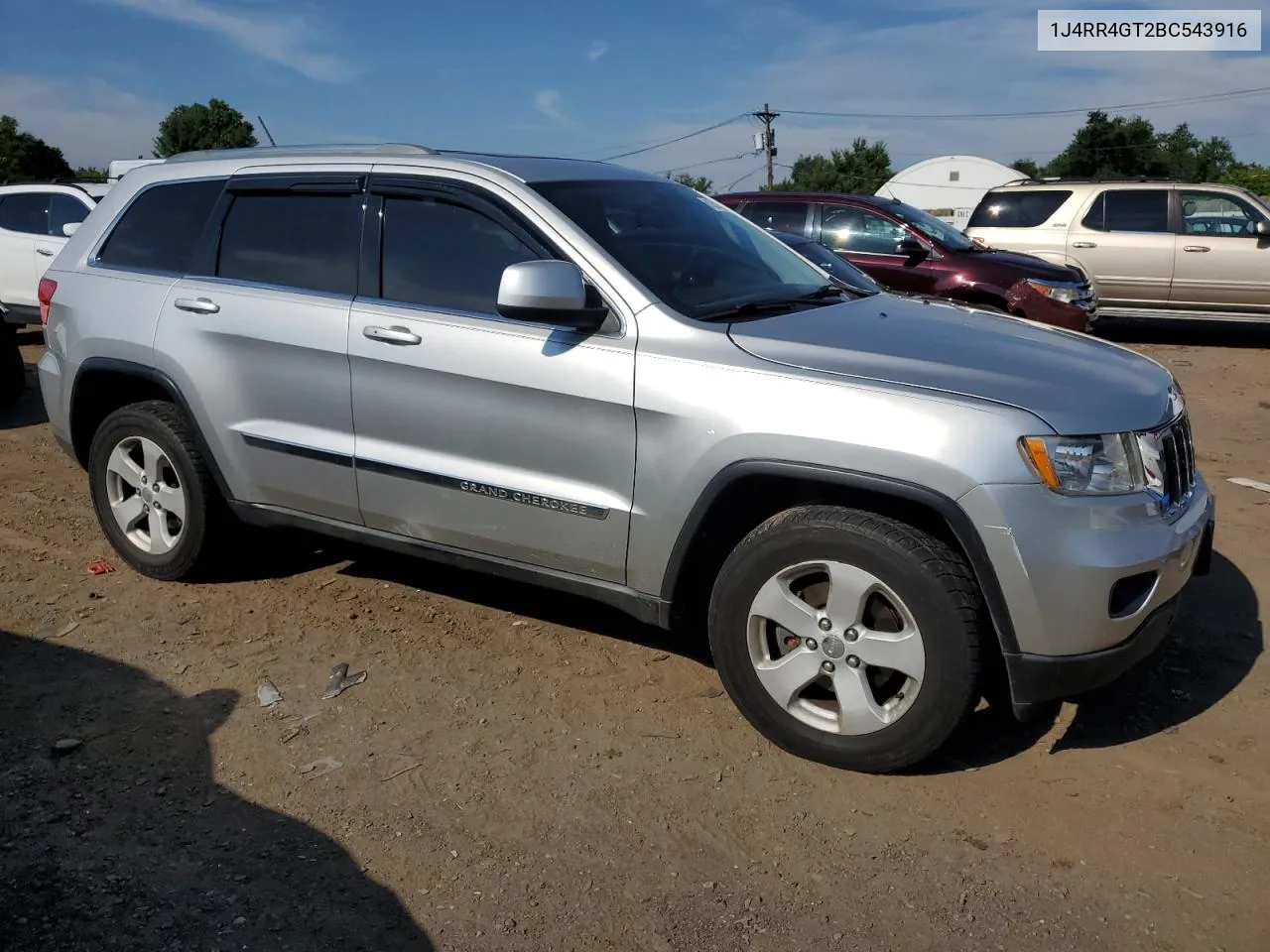 1J4RR4GT2BC543916 2011 Jeep Grand Cherokee Laredo