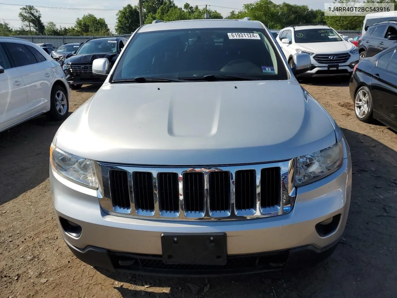 2011 Jeep Grand Cherokee Laredo VIN: 1J4RR4GT2BC543916 Lot: 61931124