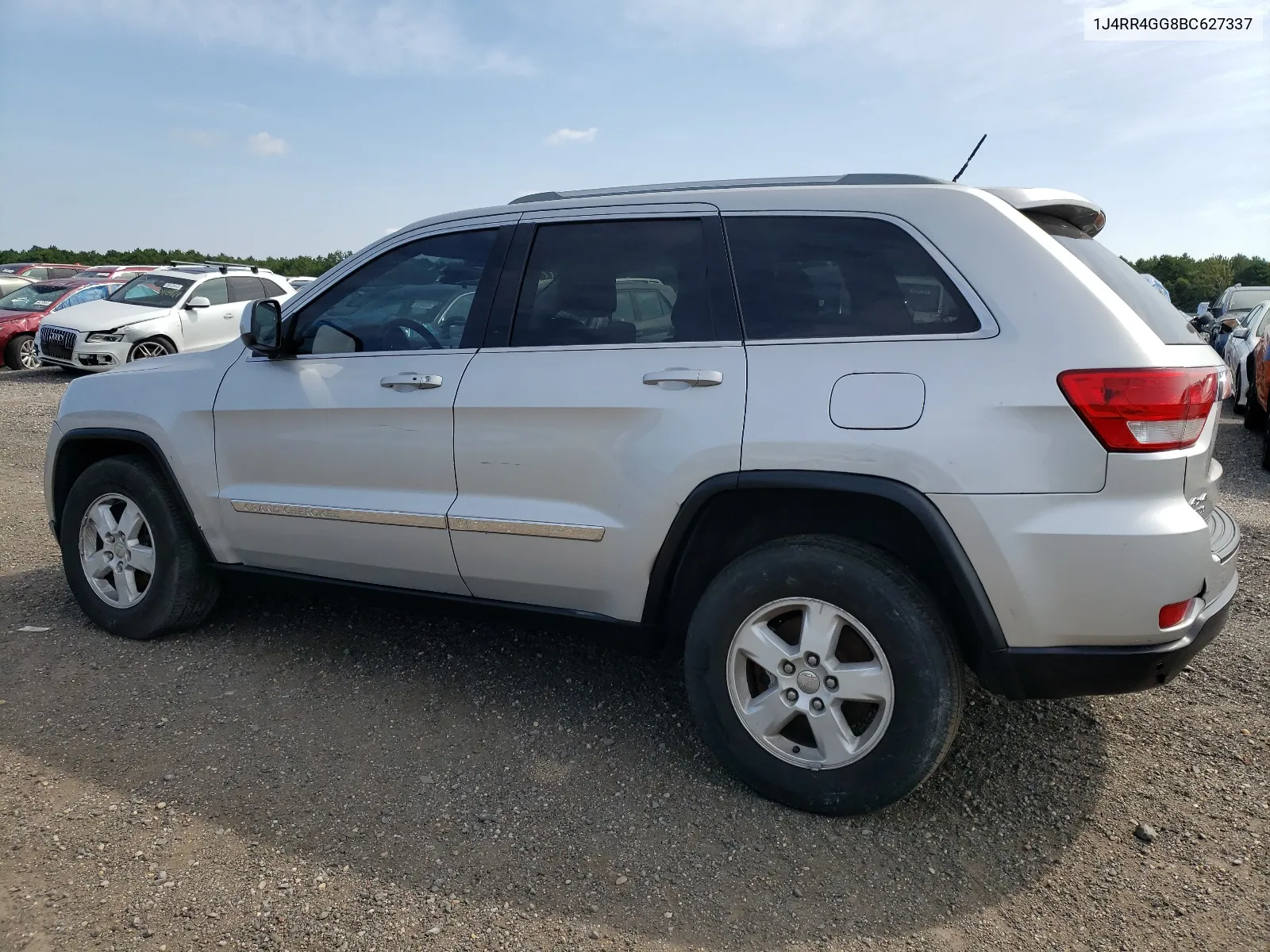 2011 Jeep Grand Cherokee Laredo VIN: 1J4RR4GG8BC627337 Lot: 64804333