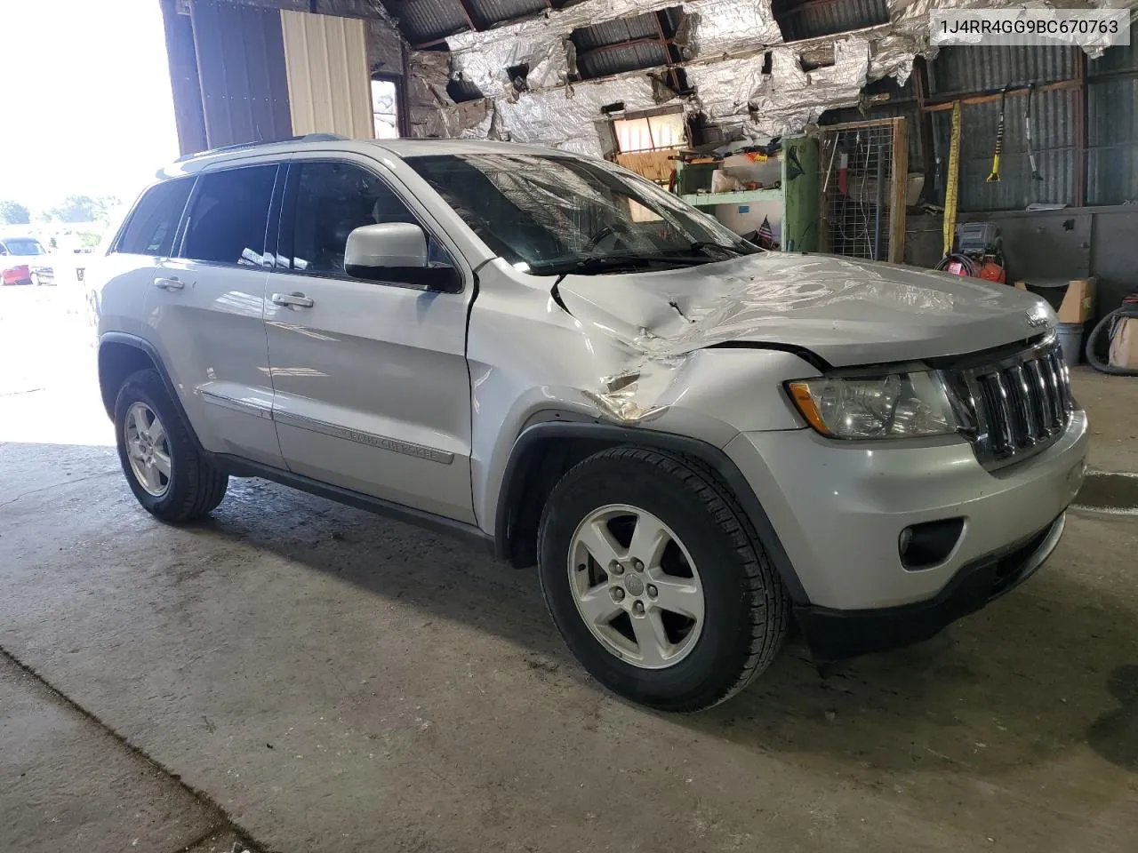 2011 Jeep Grand Cherokee Laredo VIN: 1J4RR4GG9BC670763 Lot: 68121314