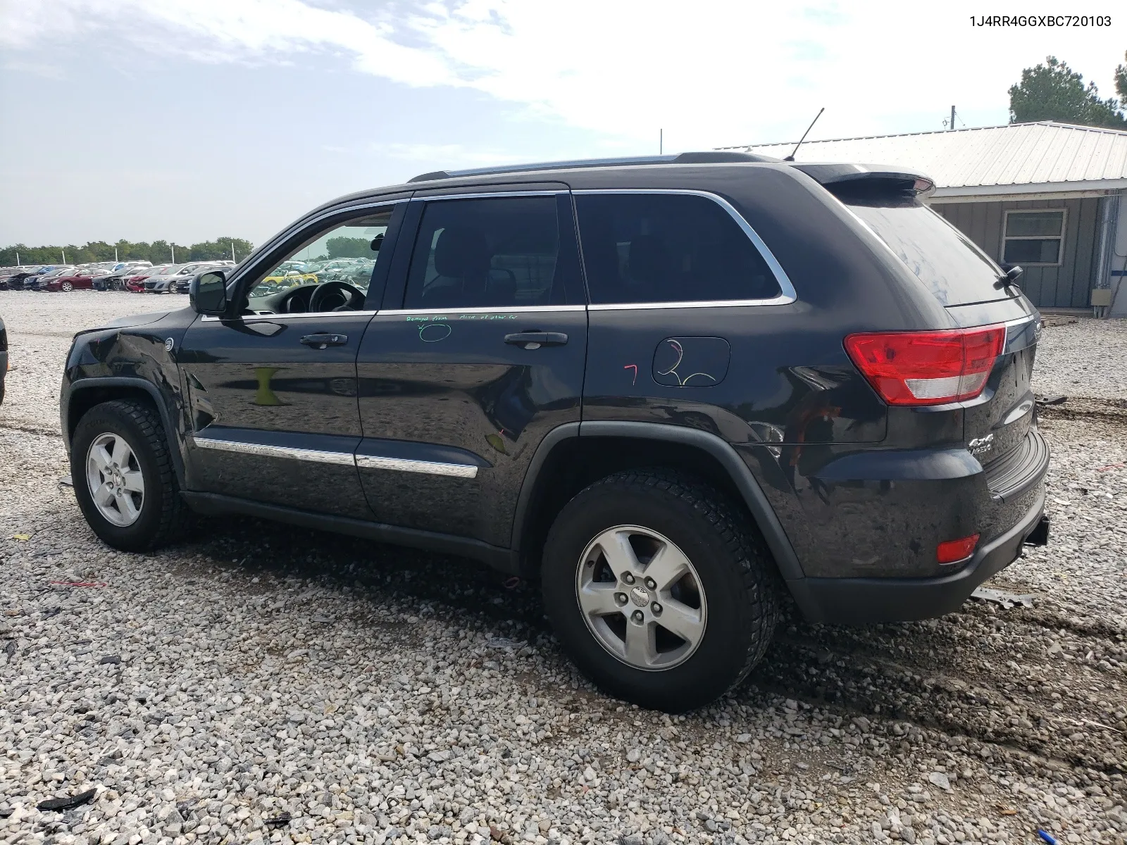 2011 Jeep Grand Cherokee Laredo VIN: 1J4RR4GGXBC720103 Lot: 68127964