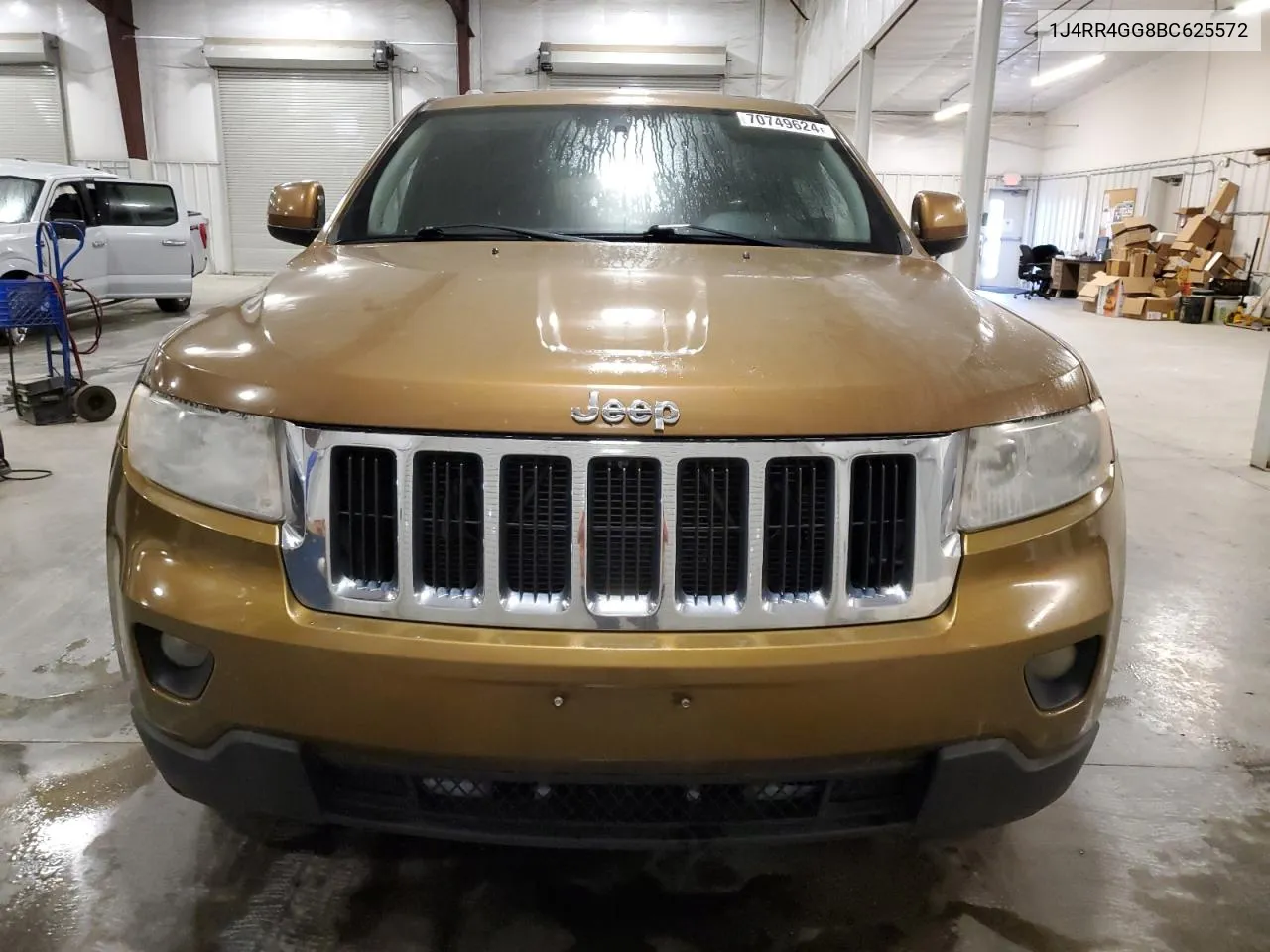 1J4RR4GG8BC625572 2011 Jeep Grand Cherokee Laredo