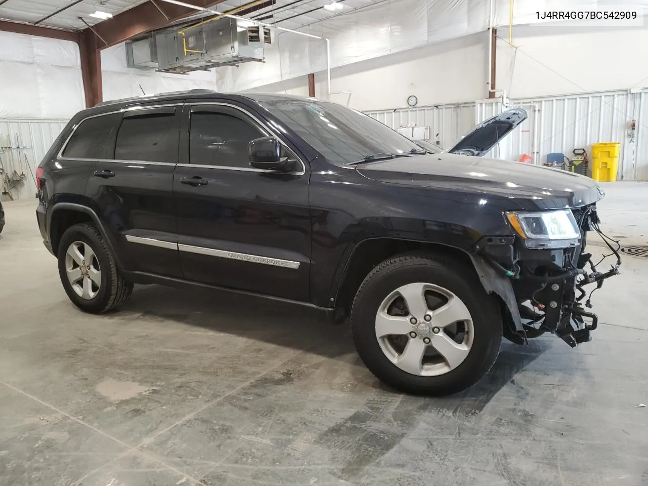 2011 Jeep Grand Cherokee Laredo VIN: 1J4RR4GG7BC542909 Lot: 70850994