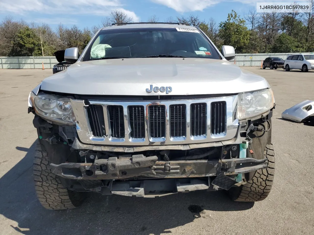 2011 Jeep Grand Cherokee Laredo VIN: 1J4RR4GG1BC597839 Lot: 71766744