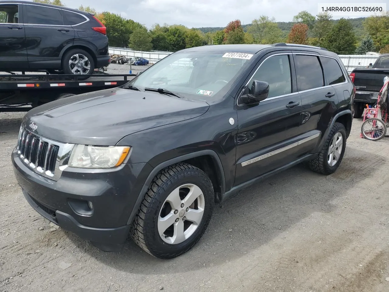 1J4RR4GG1BC526690 2011 Jeep Grand Cherokee Laredo