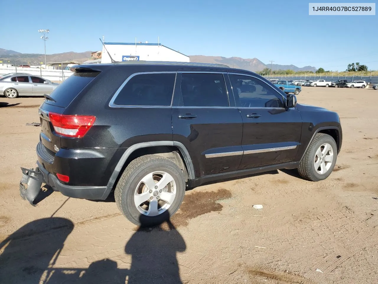 1J4RR4GG7BC527889 2011 Jeep Grand Cherokee Laredo