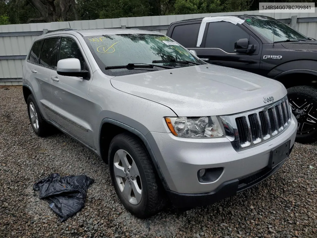 2011 Jeep Grand Cherokee Laredo VIN: 1J4RS4GG7BC709841 Lot: 74079374