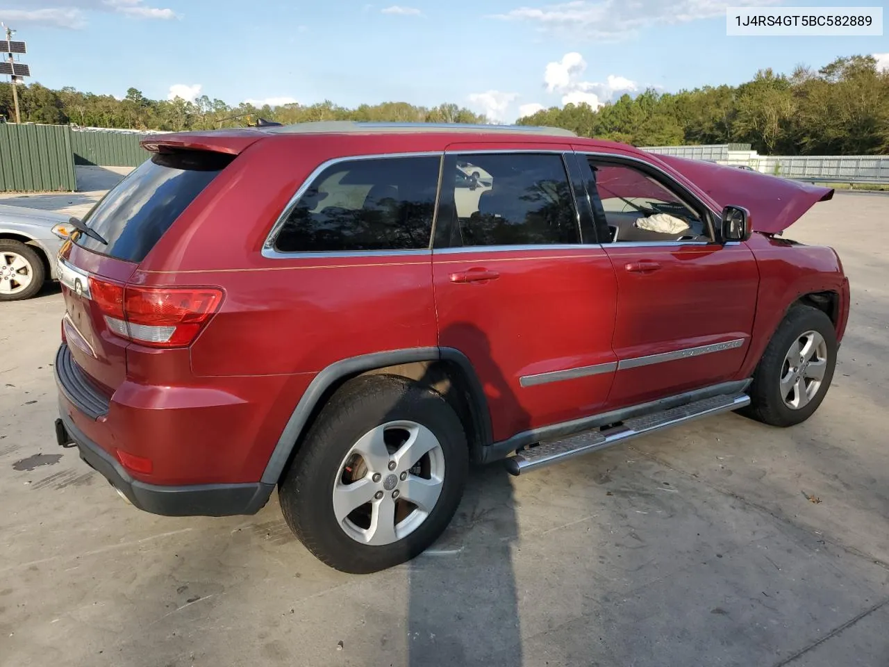 2011 Jeep Grand Cherokee Laredo VIN: 1J4RS4GT5BC582889 Lot: 74176284