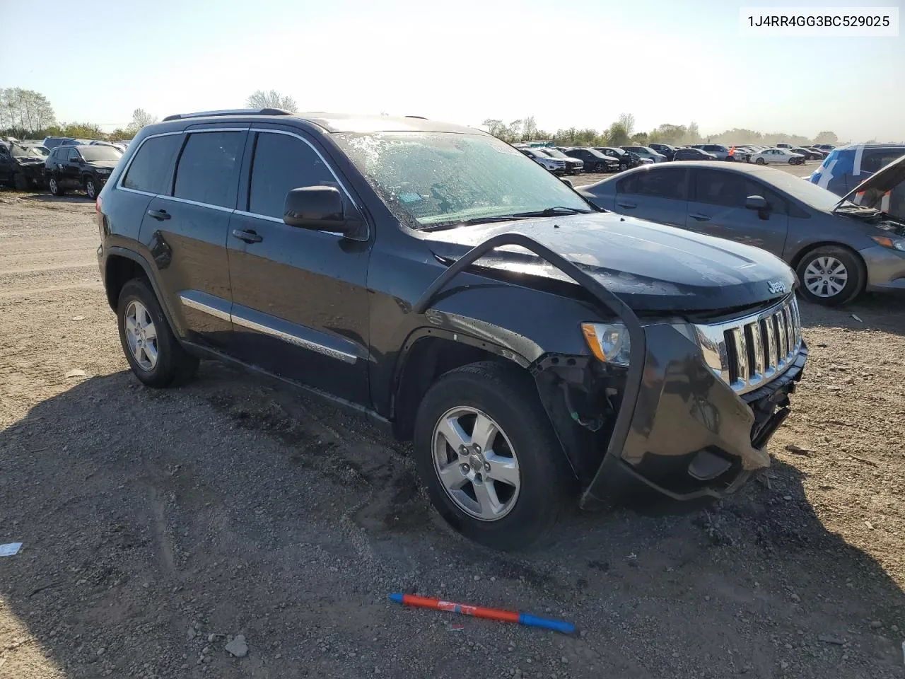 2011 Jeep Grand Cherokee Laredo VIN: 1J4RR4GG3BC529025 Lot: 74852784