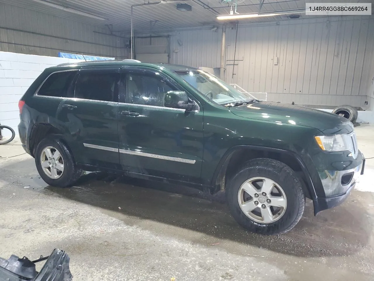 2011 Jeep Grand Cherokee Laredo VIN: 1J4RR4GG8BC669264 Lot: 75214594