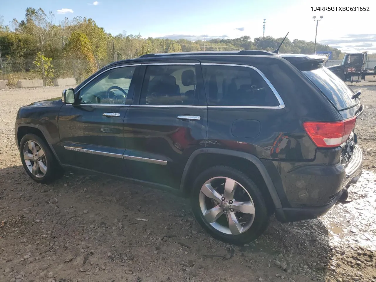 2011 Jeep Grand Cherokee Limited VIN: 1J4RR5GTXBC631652 Lot: 75690254