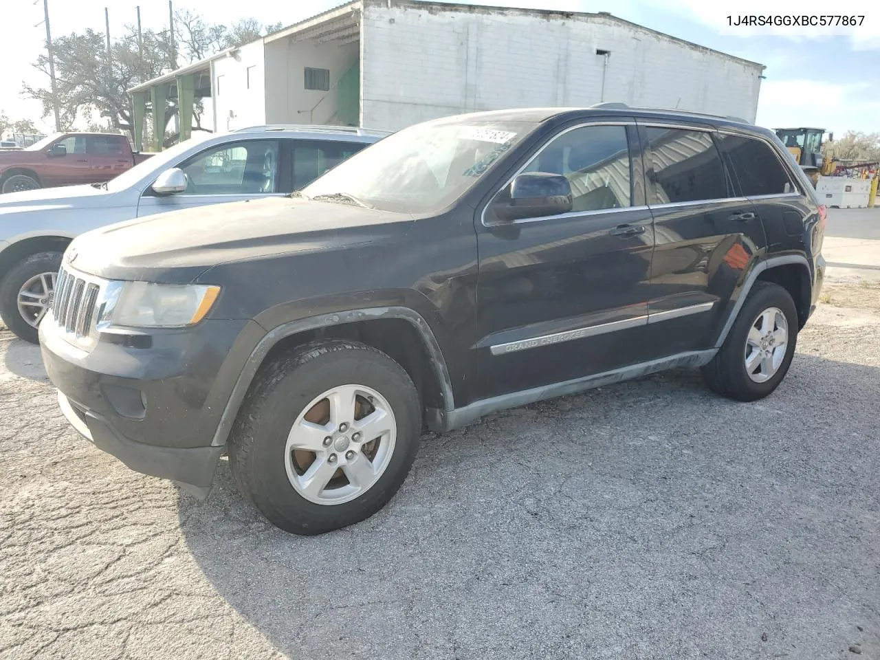 2011 Jeep Grand Cherokee Laredo VIN: 1J4RS4GGXBC577867 Lot: 76251824